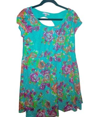 Women’s Made For Me Keyhole Neck Floral Dress Green Short Sleeve L